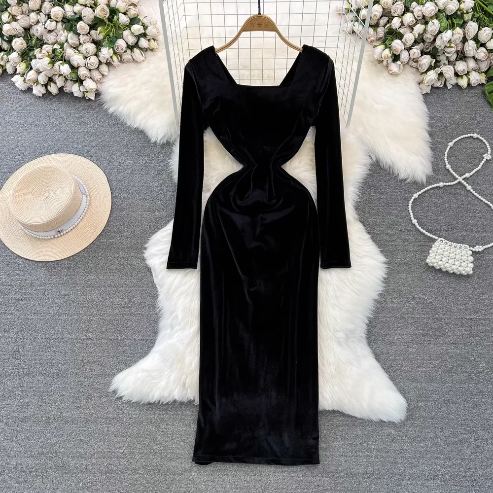 Autumn and Winter Long Sleeved Square Collar Mid Length Velvet Dress 1361