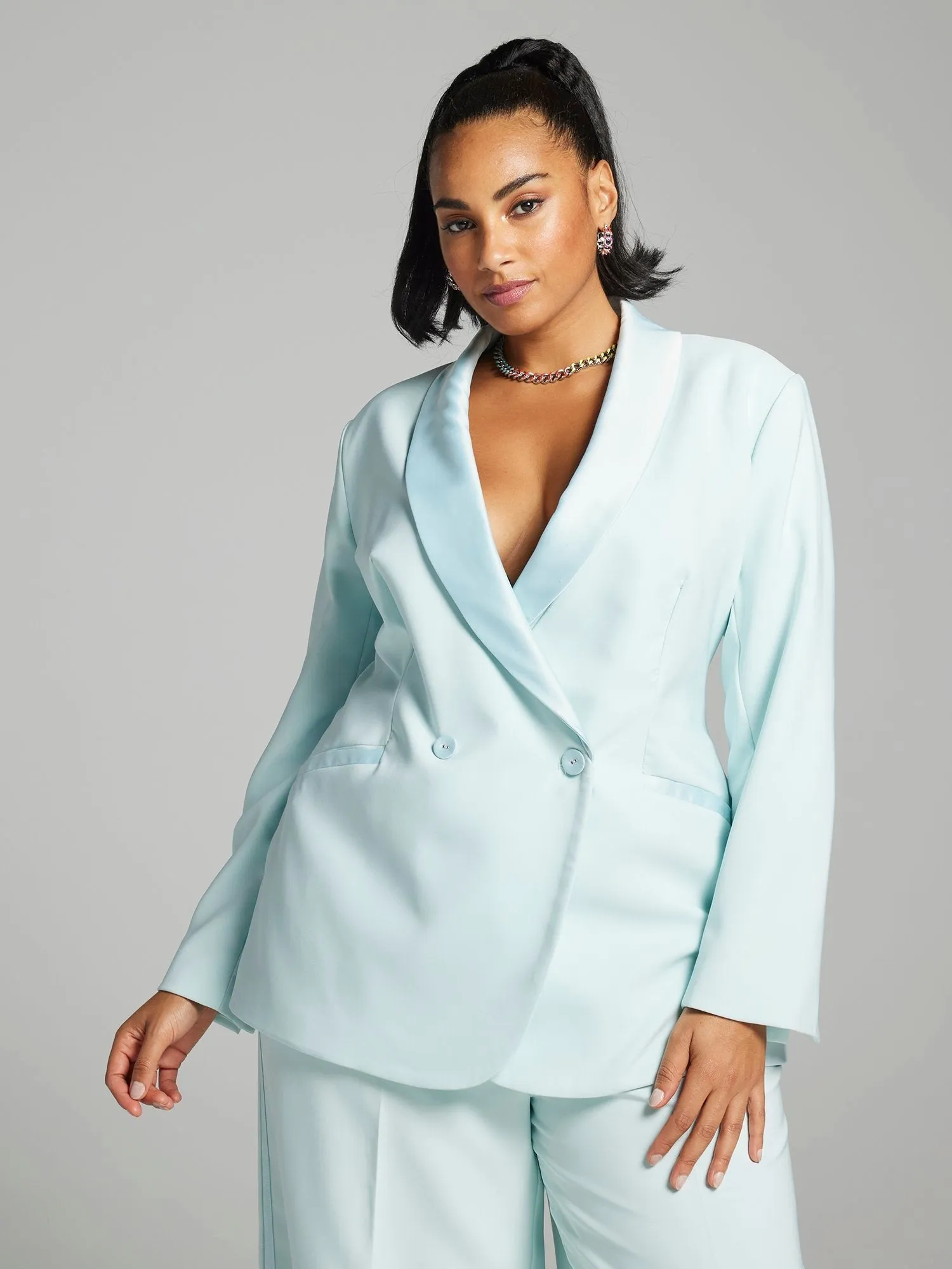 Fashion To Figure - Teagan Satin Trim Single-Breasted Blazer