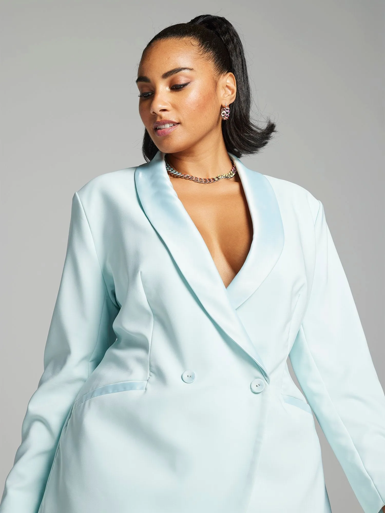 Fashion To Figure - Teagan Satin Trim Single-Breasted Blazer