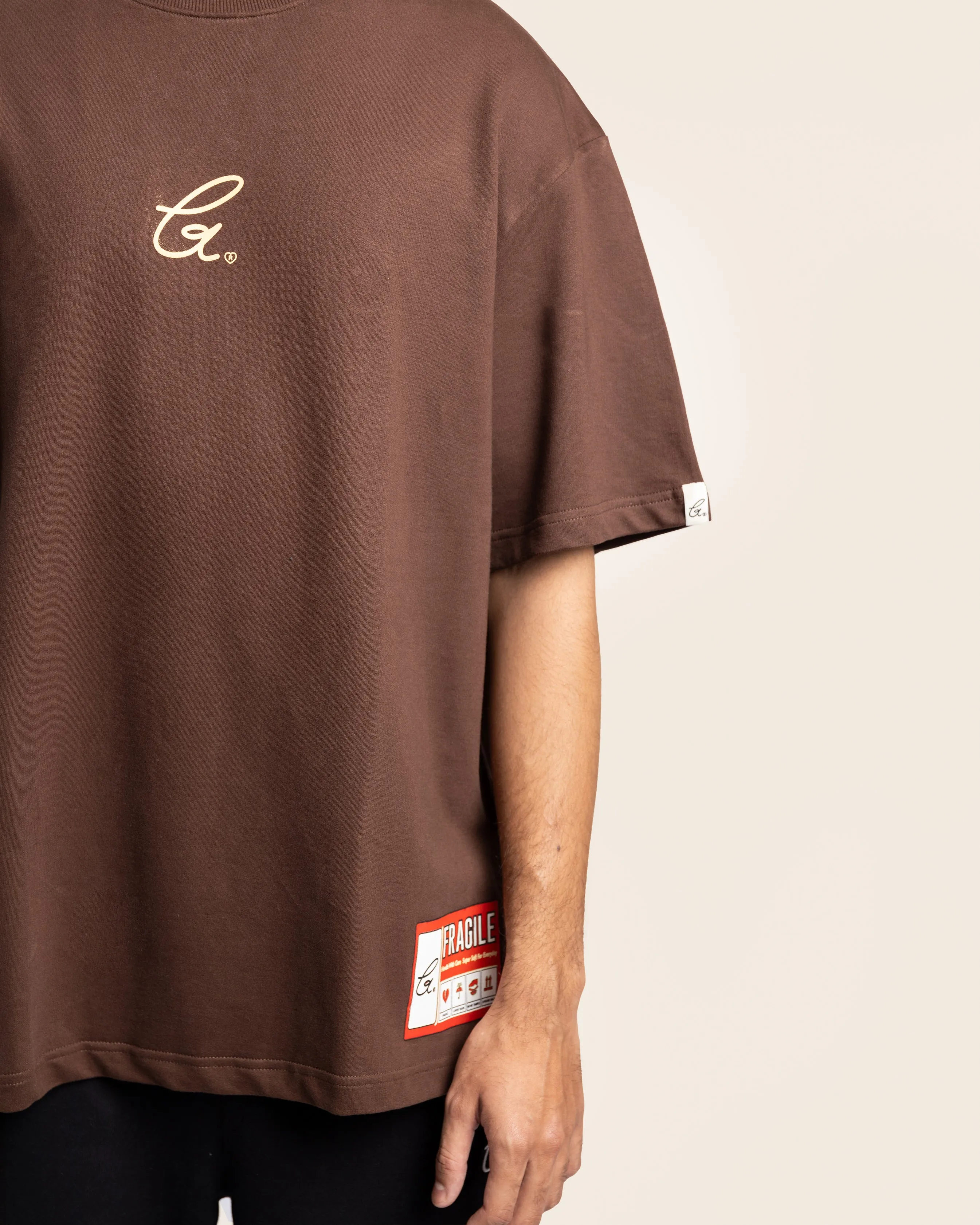 FRAGILE TEE 'WARMTH'