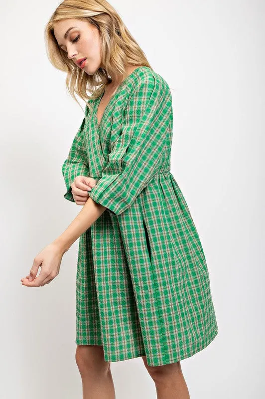 Green Plaid V-Neck Dress with Side Pockets