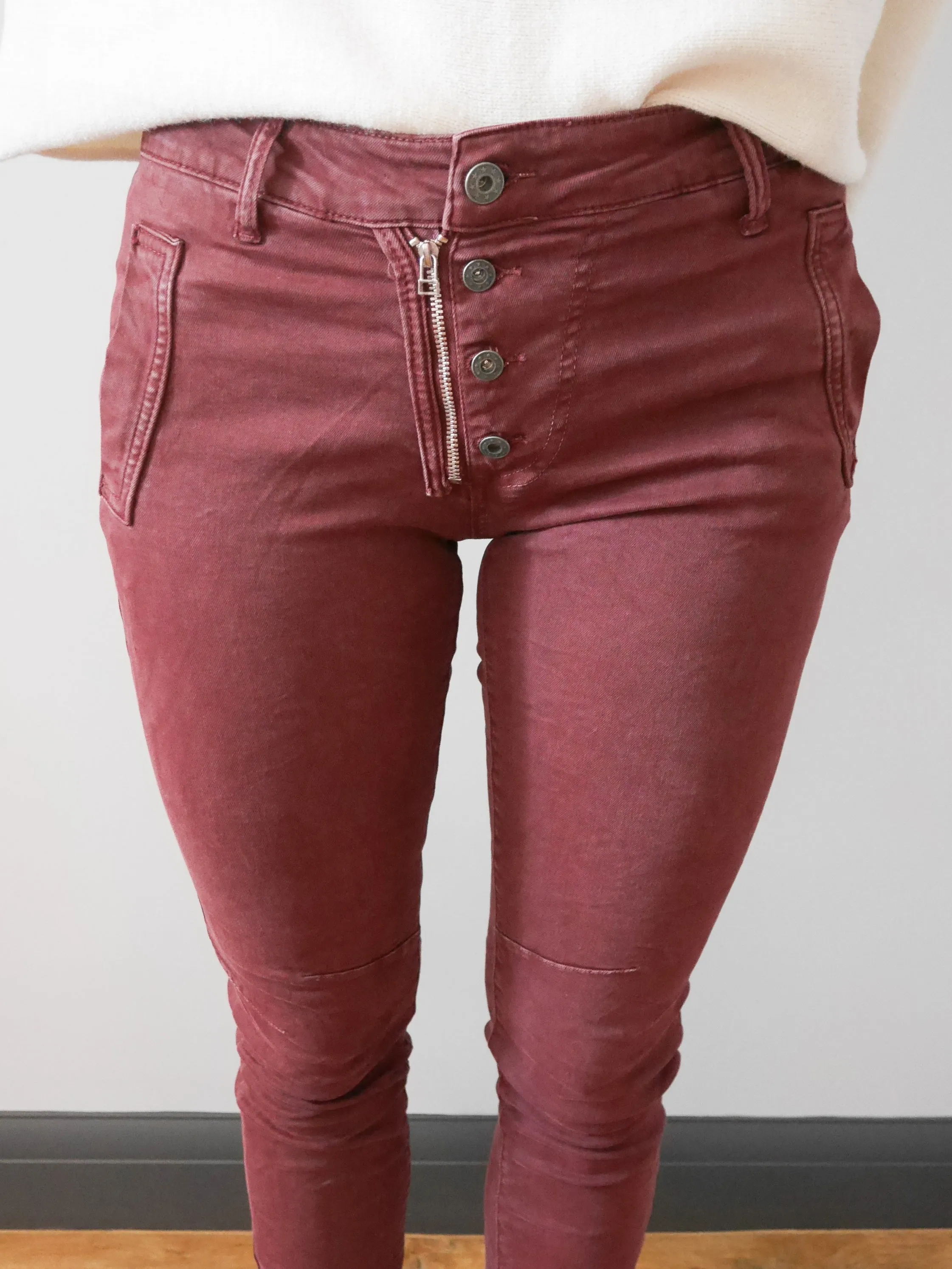 Melly & Co Plum 4 Button Hole Detail Jeans