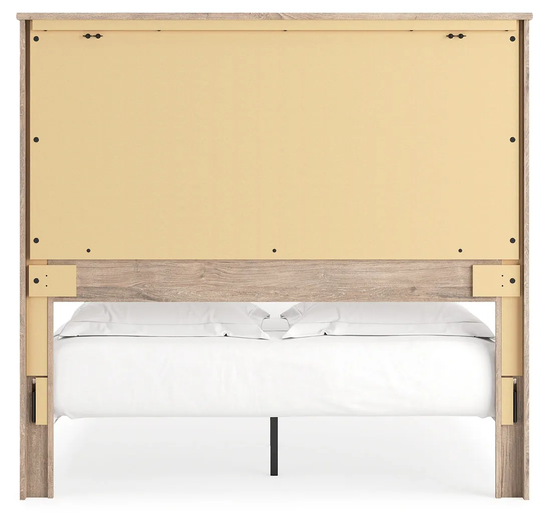 Senniberg Queen Panel Bed with Mirrored Dresser and 2 Nightstands in Light Brown/White