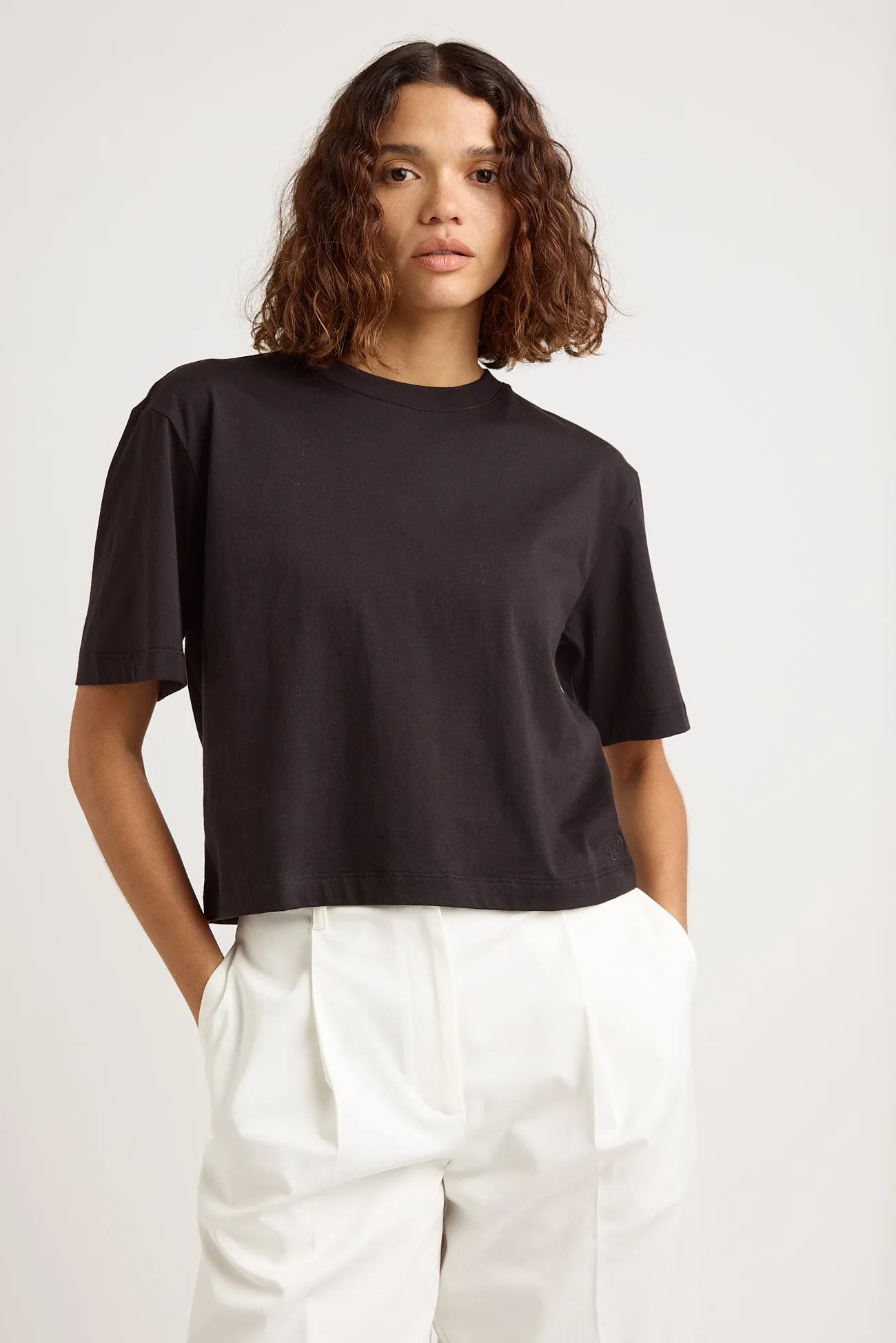 SUPIMA® RELAXED CROP TEE