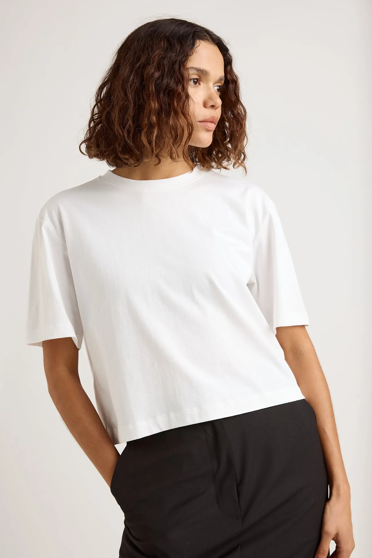 SUPIMA® RELAXED CROP TEE